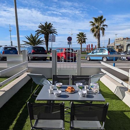 Sol-Y-Days Goeland, Appartement Avec Terrasse Front De Mer Et Place De Parking En Centre-Ville Le Grau-du-Roi Bagian luar foto