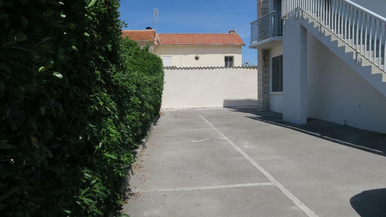 Sol-Y-Days Goeland, Appartement Avec Terrasse Front De Mer Et Place De Parking En Centre-Ville Le Grau-du-Roi Bagian luar foto
